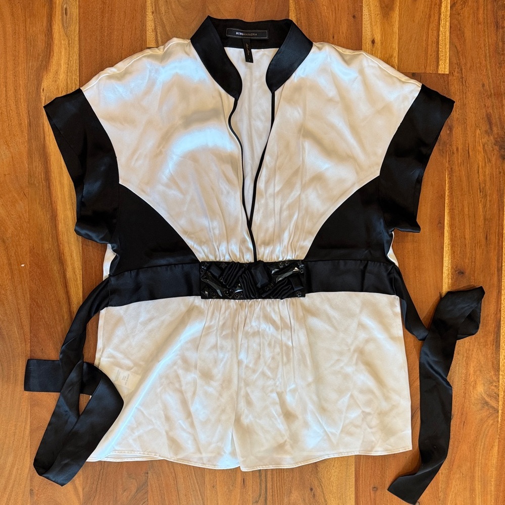 BCBGMAXAZRIA Elegant‎ Black and White Women's Top